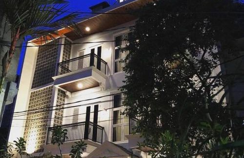Setiabudi House | A Fantastic Roof Top City View at SUPERB Location in Jakarta