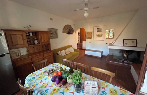 Solanas House | Coastal Retreat: Perfect Spot for a Relaxing Getaway