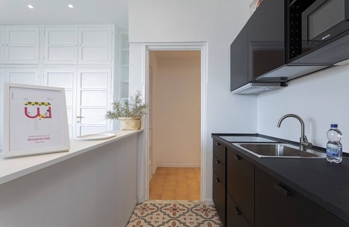 Recco Apartment | Steps from the Sea: Guest Rated 10/10 with Kitchen Amenities