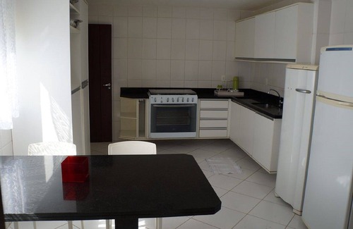 Guarajuba House | Relax and Enjoy the Green Line at Guarajuba, Bahia