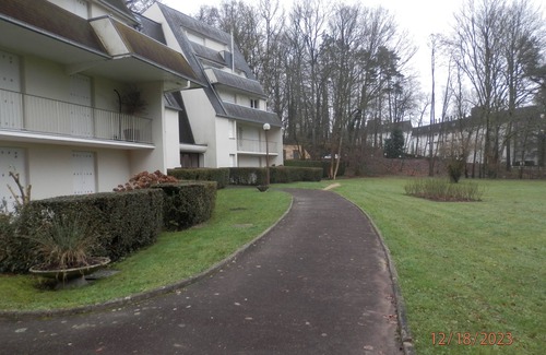 Bagnoles-de-l'Orne Apartment | Convenient Studio Near Thermal Baths for Relaxing Getaways