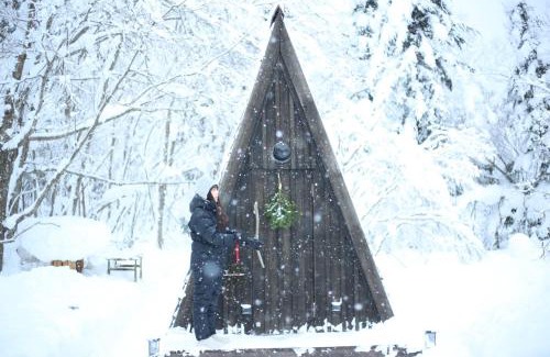 Shimokawa House | Family-Friendly A-Frame Cabin - Highly Rated Getaway