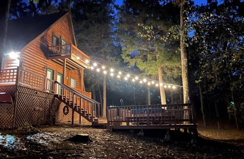 Whispering Hills House | Inviting A-Frame Cabin with Hot Tub & Ocean Views