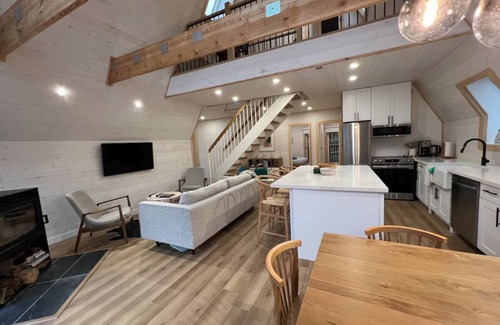 Georgian Bay House | Escape to A-Frame Retreat in Georgian Bay, Muskoka