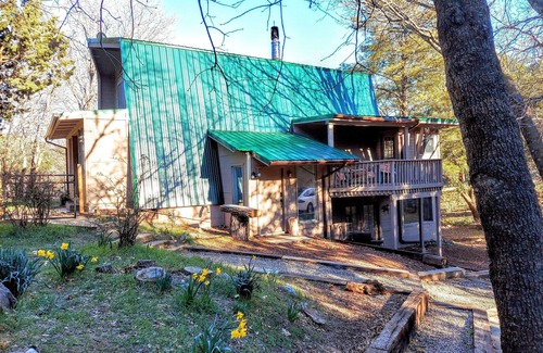 Julian House | Cozy A-Frame Julian House of Games Near Downtown Attractions