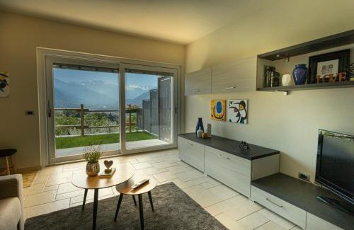 Aosta House | Elegant L'Atelier du Temps - A&G Apartment with Dining