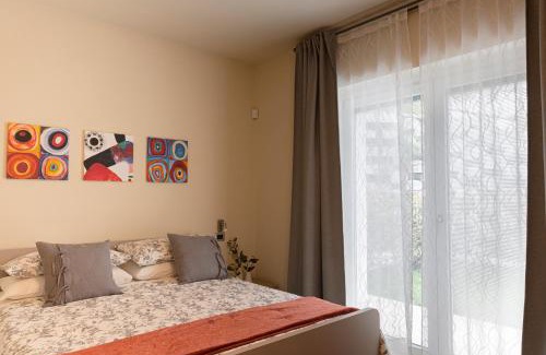 Aosta House | Elegant L'Atelier du Temps - A&G Apartment with Dining