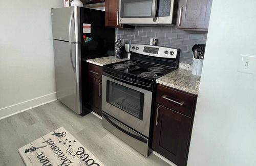Mount Vernon Apartment | Discover a Gem in the City | Stylish 1 Bd Downtown Apt