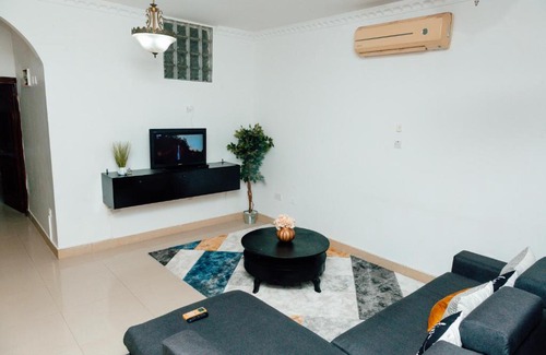 Oyster Bay Apartment | Discover a Beautiful 2-Bedroom Retreat in Oysterbay