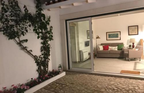 Tomar House | Inviting A Gosto: Family-Friendly Stay with High Ratings