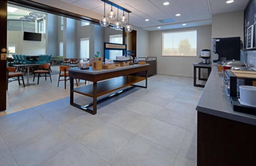 Gilroy House | Unbeatable Location in Gilroy with Pool and Spa Amenities