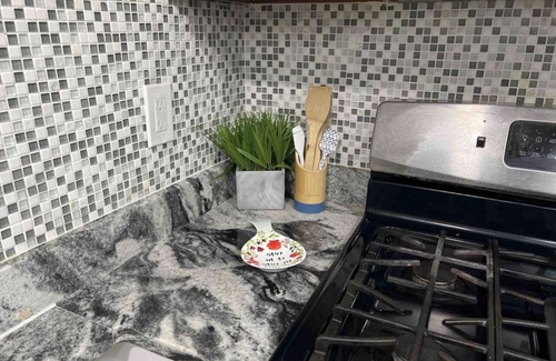 Elkins Park Apartment | Conveniently Located Hotel 12 Miles from Philadelphia