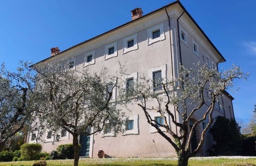 San Brizio Apartment | Relaxing Retreat with Pool and Spa, Just an Hour from Rome