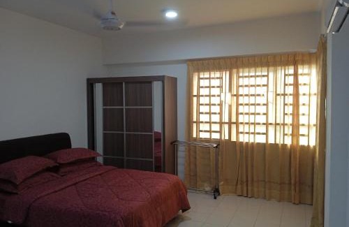 Central Seberang Perai Apartment | Inviting A&H Homestay Seberang Jaya with Pool Access