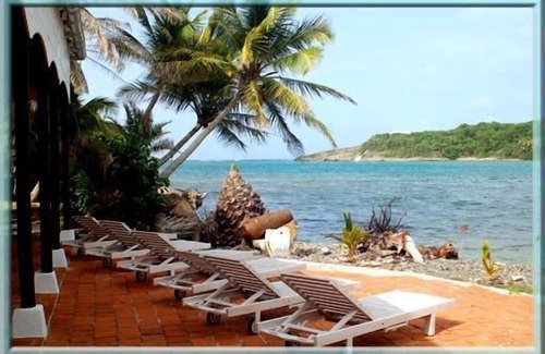 Tartane House | A Serene Retreat on a Breathtaking Island Getaway