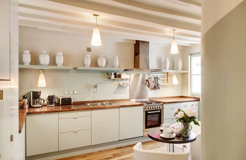 Gaillon Apartment | Peaceful Retreat Steps from Louvre & Palais Royal