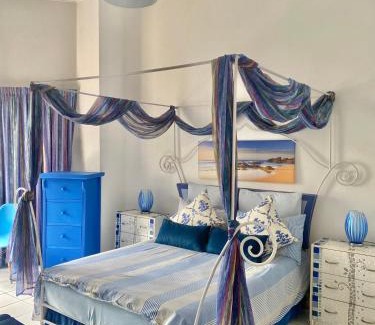 Redhill Apartment | Experience A Heavenly View with Oceanfront Amenities