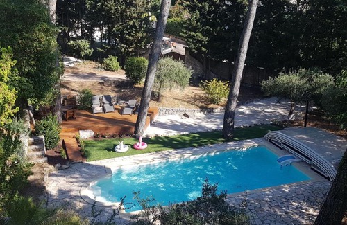 Saint-Etienne-du-Gres House | Discover a Hidden Paradise in Saint Remy de Provence