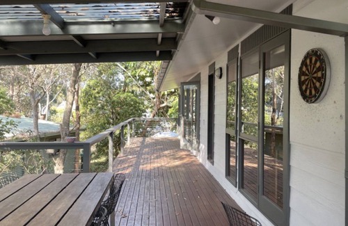 Hawks Nest House | Beachfront Getaway: Pet-Friendly with Ocean Views