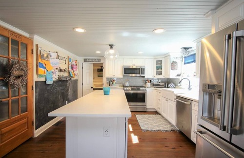 Harvey Cedars House | Family-Friendly Retreat with Pool and Spa for Memorable Vacations