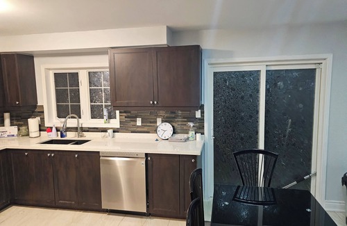 Markham House | Your Perfect Getaway: A 3-Bedroom Retreat in Markham