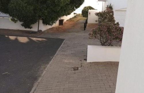Stompneusbaai Villa | Perfect Retreat for Your Ultimate West Coast Beach Getaway