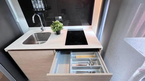 Ramkhamhaeng Apartment | Cozy Apartments with Ocean View in Ban Na Song, Thailand