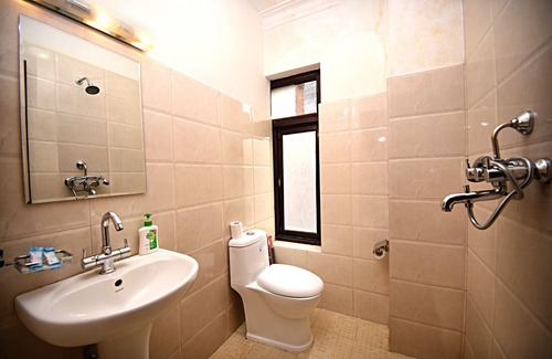 Thamel Apartment | Discover a Unique, Sunny Haven with Spa and Breakfast