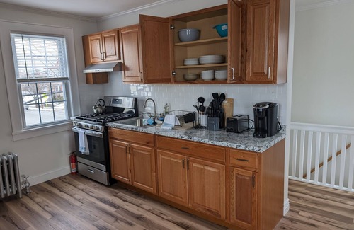 Lodi House | Perfect Family Retreat with Spa and Breakfast Included!
