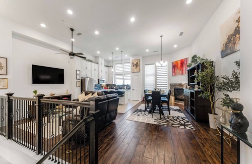 Lewisville House | A Homely Getaway