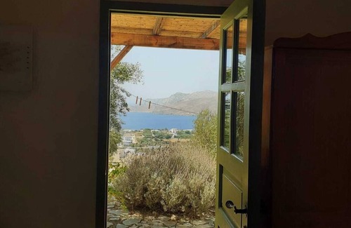 Leros House | Tranquil Retreat Between Sky and Sea on Leros Island