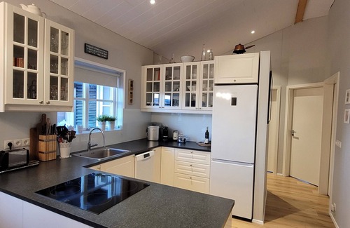 Selfoss Villa | Inviting Cottage with Sauna in Golden Circle Awaits You