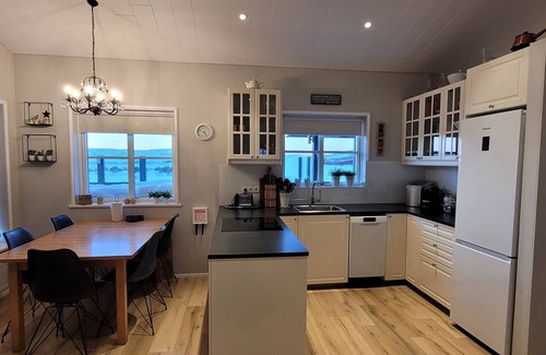 Selfoss Villa | Inviting Cottage with Sauna in Golden Circle Awaits You