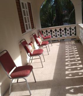 West Gate Hills Apartment | Perfect Family Getaway at A&J Vacation Home - 10/10 Rated