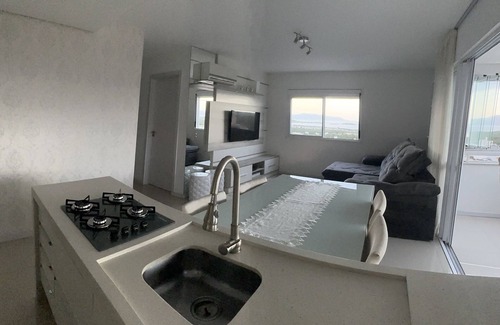 Centro Apartment | Discover the Allure of A Joia de Palhoça Hotel