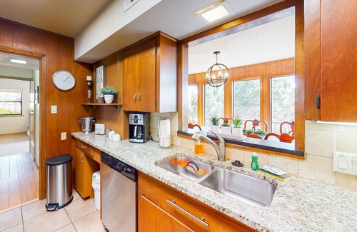 Sky Forest House | Discover A King's View: Scenic Home with Pool & Spa Amenities