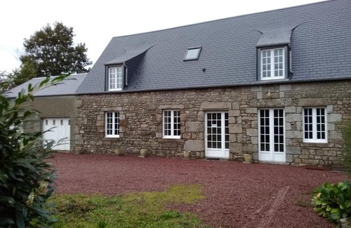 Gathemo House | Inviting Stay at A l'Aubrière des Anges - Family Friendly Retreat