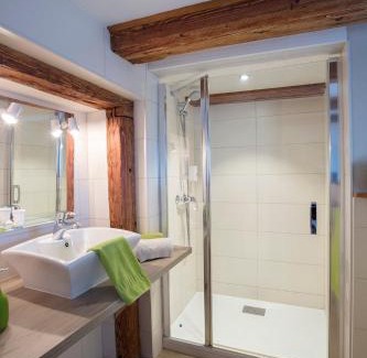 Breitenau House | Discover A l'ombre du verger: Rated 9.5/10 & Family-Friendly