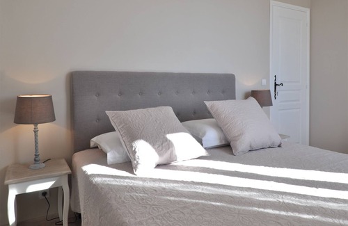 Montady Bed & Breakfast | Experience A l'orée des vignes: Rated 9.8 with Spa & Pool