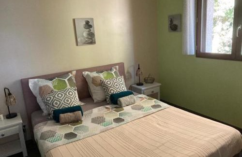 Bassens Bed & Breakfast | Discover A l'oree des monts - Guest Rated 7.7/10
