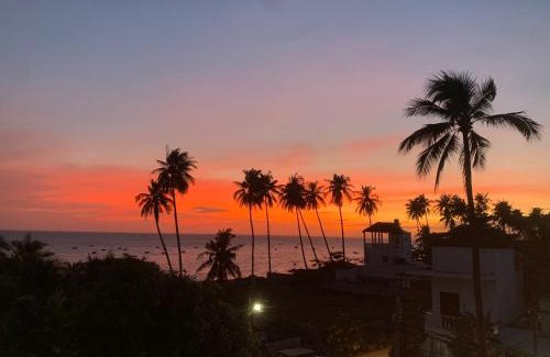 East Ham Tien Beach Hotel | Enjoy Oceanfront Comfort at A L Y S S A Seaside Muine