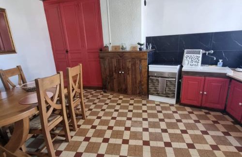 Noyers-sur-Cher House | Discover A la 4L: Family-Friendly Retreat with Great Reviews