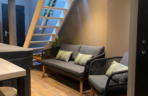 Loison-sous-Lens Bed & Breakfast | Indulge at A la Belle Étoile with Heavenly Spa Retreat