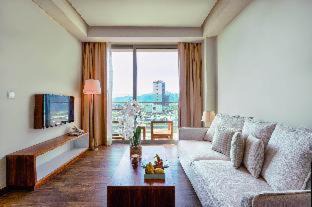 Son Tra Hotel | Discover A La Carte Da Nang Beach: Oceanfront Oasis Awaits