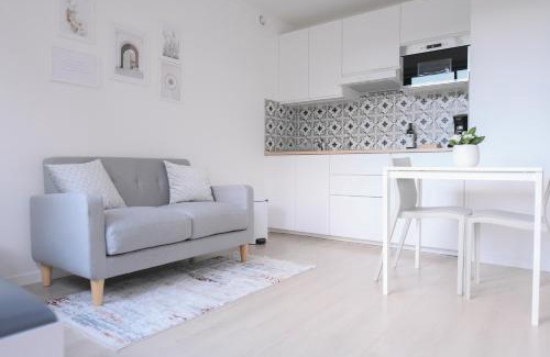 Orsay Apartment | Peaceful Getaway at A la meulière d'Orsay with Valley Views