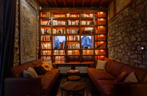Houyet Bed & Breakfast | Discover A La Source de Lavis: Pool, Hot Tub & Breakfast