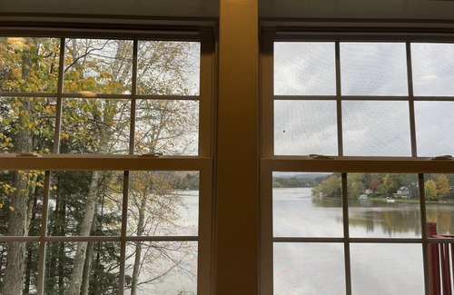 Oneonta House | Experience A Lakeview Paradise: Family-Friendly Retreat
