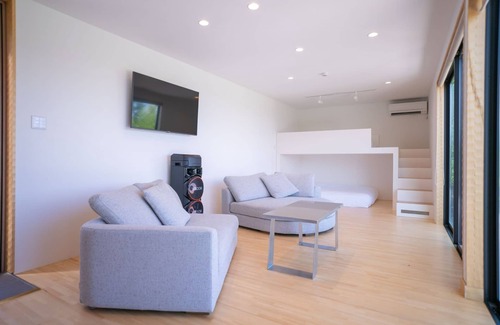 Makinohara Cabin | Relaxing Getaway with Lawn and Deck in Makinohara Shizuoka