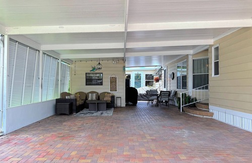 Ellenton House | Discover Your Ocean View Retreat with Resort-Style Amenities