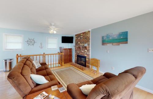 Aspen Hill House | Discover Your Slice of Paradise: Family-Friendly Retreat